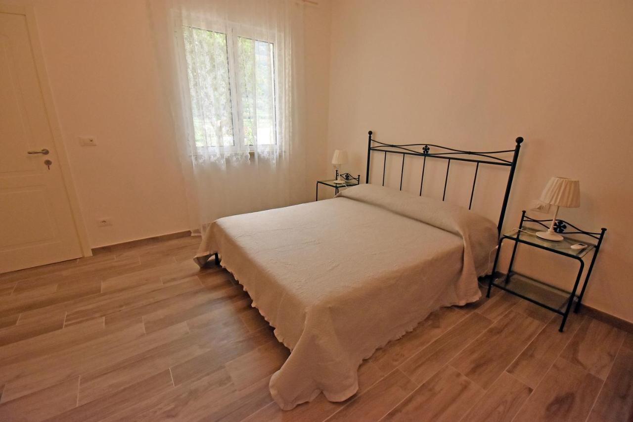 Castelli In Aria Bed and Breakfast Finale Ligure Eksteriør billede